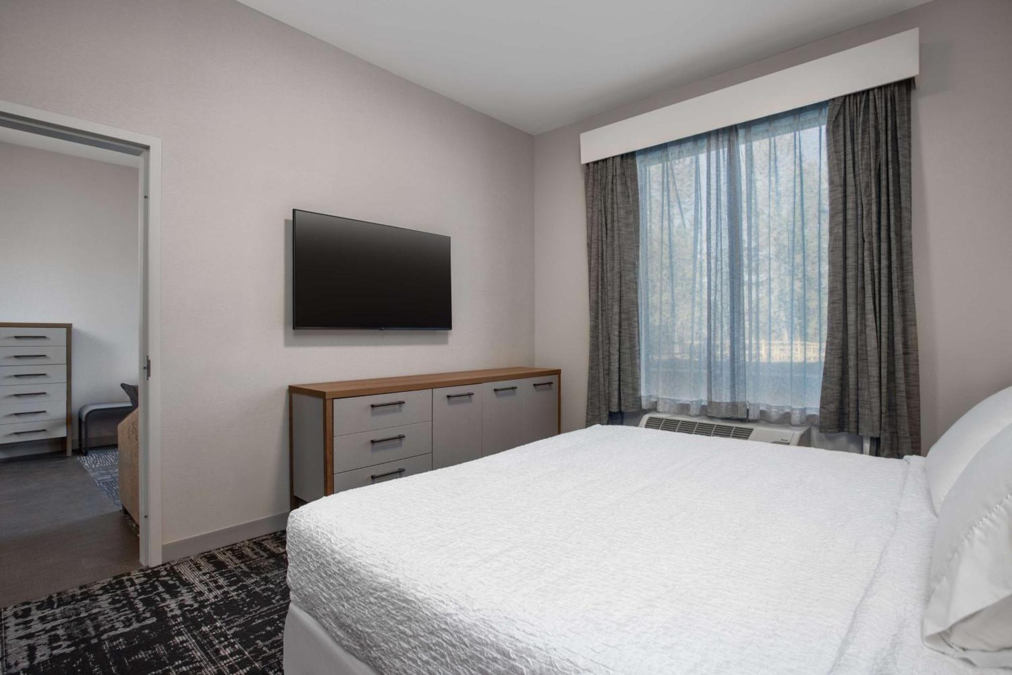 Homewood Suites By Hilton Missoula Exterior photo